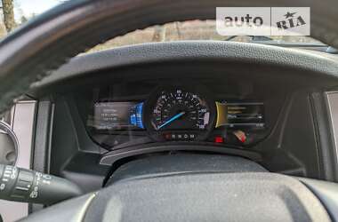 Внедорожник / Кроссовер Ford Expedition 2015 в 