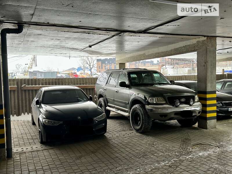 Внедорожник / Кроссовер Ford Expedition 2000 в Виноградове