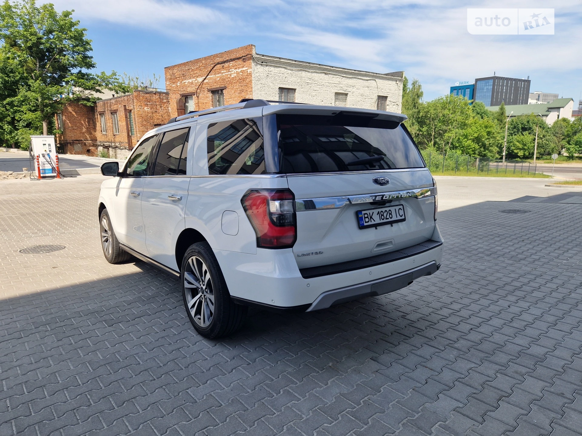 2020 Ford Expedition - мініатюра 5