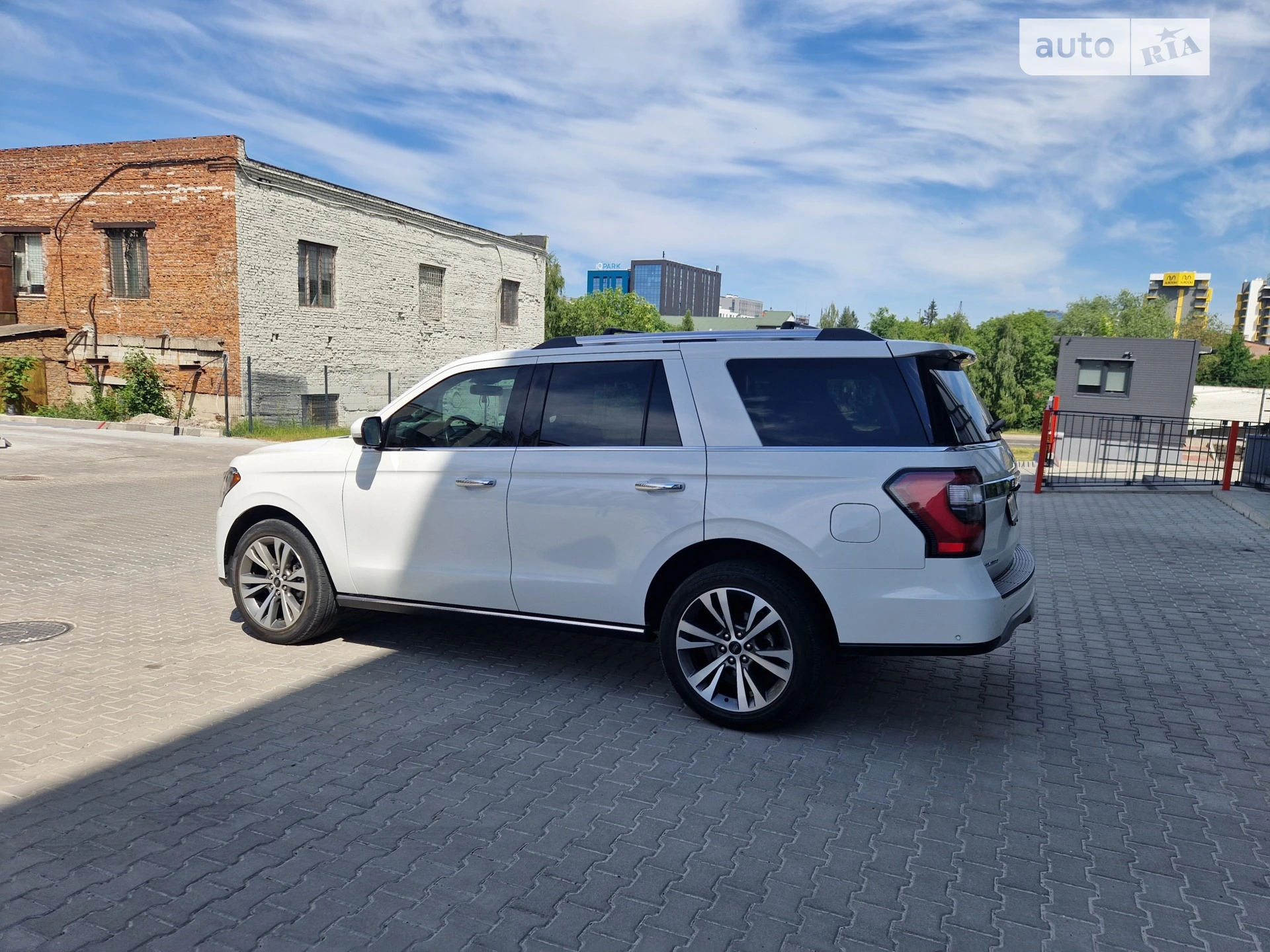 2020 Ford Expedition - мініатюра 6