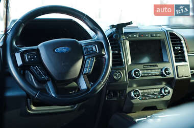 Внедорожник / Кроссовер Ford Expedition 2019 в 