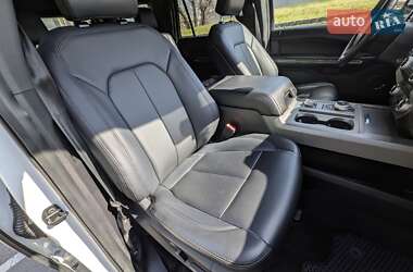 Позашляховик / Кросовер Ford Expedition 2019 в 