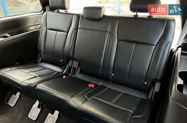Позашляховик / Кросовер Ford Expedition 2019 в 