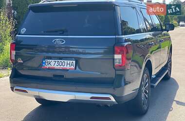 Внедорожник / Кроссовер Ford Expedition 2022 в 