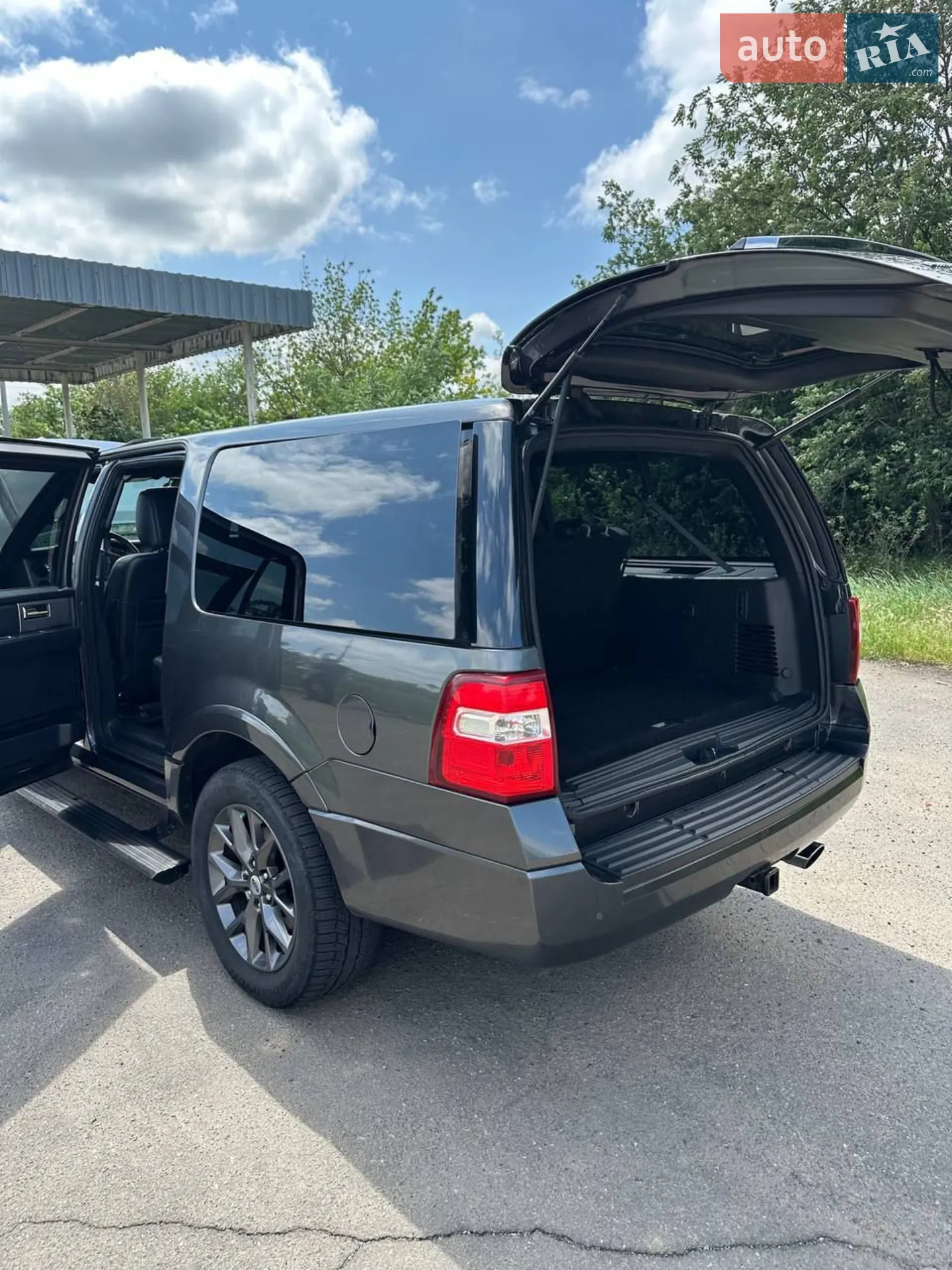 2017 Ford Expedition - мініатюра 14