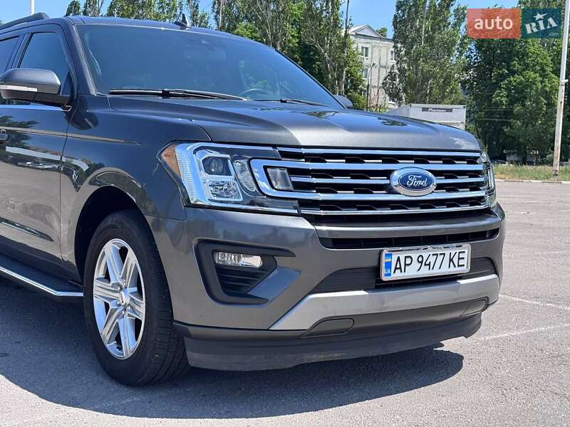 Внедорожник / Кроссовер Ford Expedition 2019 в 