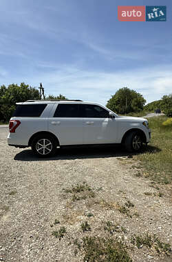 Внедорожник / Кроссовер Ford Expedition 2019 в 