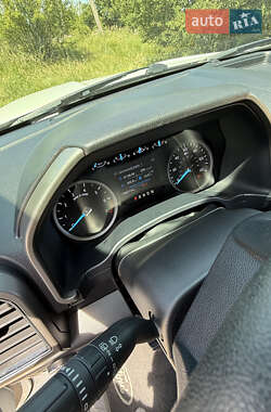Внедорожник / Кроссовер Ford Expedition 2019 в 
