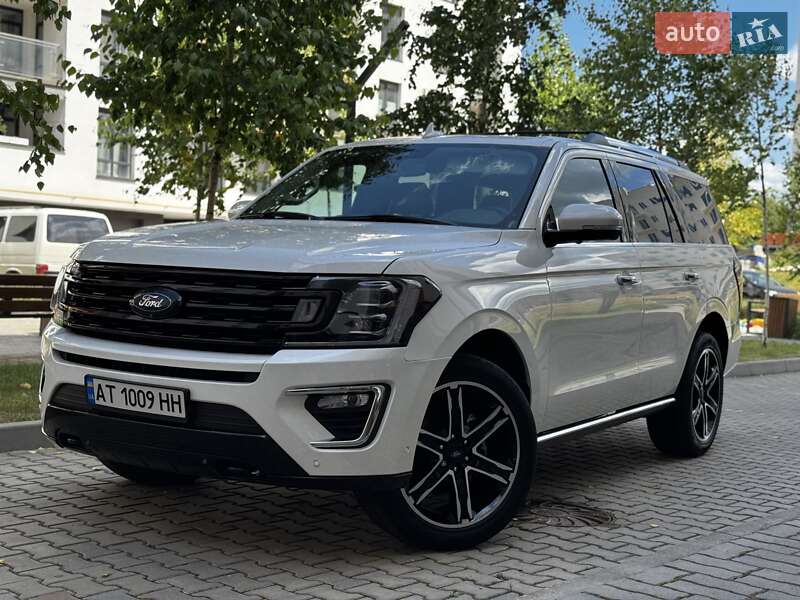 Внедорожник / Кроссовер Ford Expedition 2021 в 