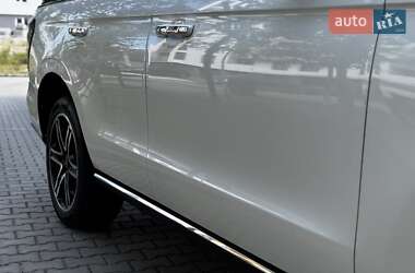 Внедорожник / Кроссовер Ford Expedition 2021 в 