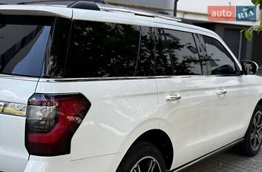Внедорожник / Кроссовер Ford Expedition 2021 в 