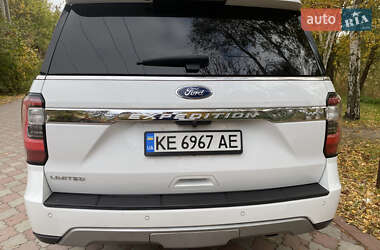 Внедорожник / Кроссовер Ford Expedition 2019 в 