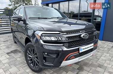 Позашляховик / Кросовер Ford Expedition 2022 в 