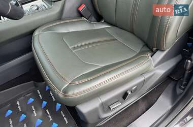 Позашляховик / Кросовер Ford Expedition 2022 в 