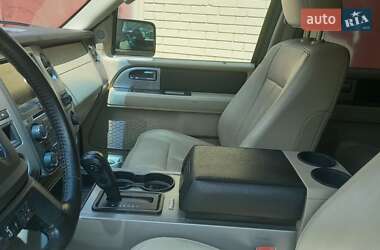 Внедорожник / Кроссовер Ford Expedition 2014 в 