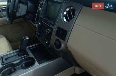 Внедорожник / Кроссовер Ford Expedition 2014 в 