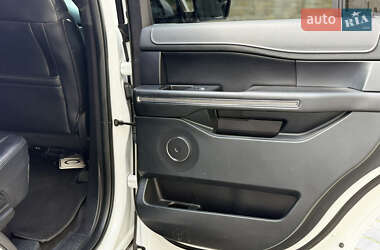 Внедорожник / Кроссовер Ford Expedition 2019 в 