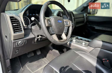 Внедорожник / Кроссовер Ford Expedition 2019 в 