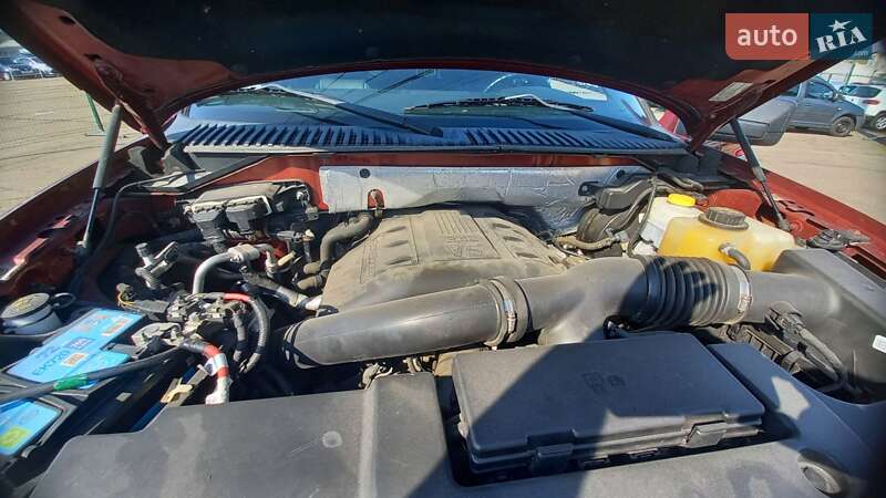 Позашляховик / Кросовер Ford Expedition 2016 в Києві фото 13 Позашляховик / Кросовер Ford Expedition 2016 в Києві