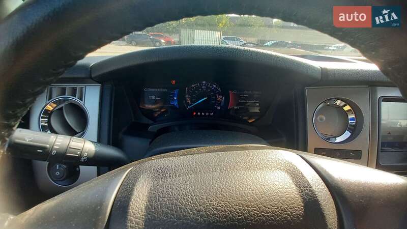 Позашляховик / Кросовер Ford Expedition 2016 в Києві фото 19 Позашляховик / Кросовер Ford Expedition 2016 в Києві