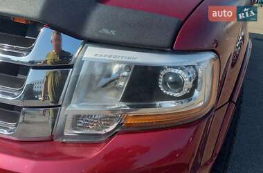 Внедорожник / Кроссовер Ford Expedition 2016 в Киеве