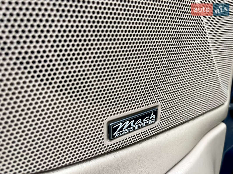 Внедорожник / Кроссовер Ford Expedition 1999 в Киеве