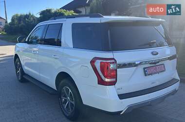 Позашляховик / Кросовер Ford Expedition 2019 в 