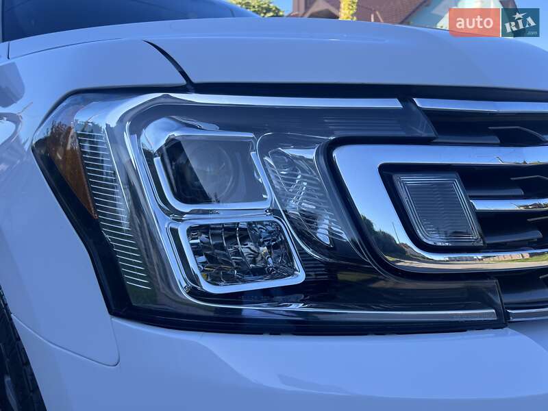 Внедорожник / Кроссовер Ford Expedition 2019 в Ровно
