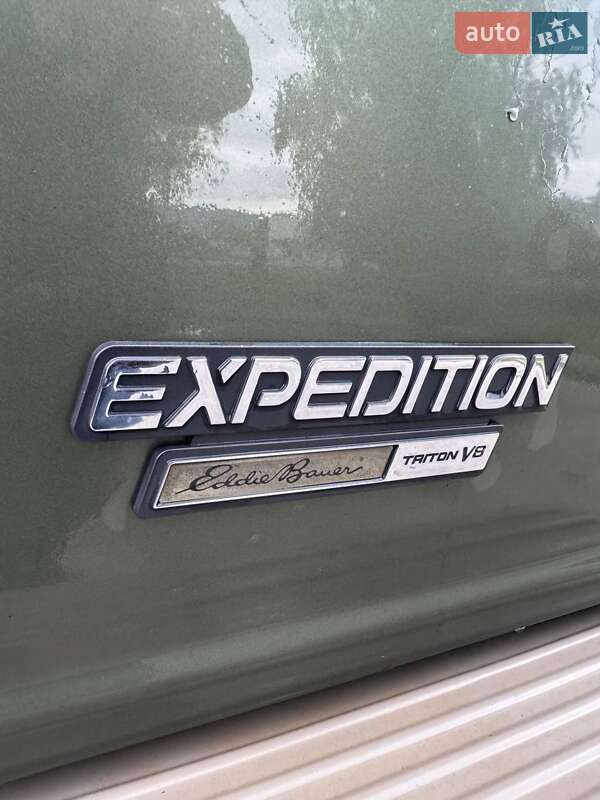 Внедорожник / Кроссовер Ford Expedition 2000 в Виноградове