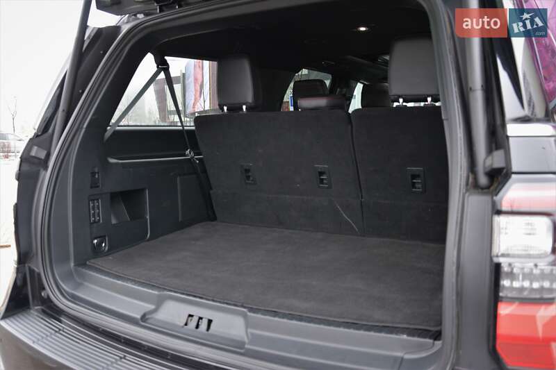 Внедорожник / Кроссовер Ford Expedition 2020 в Киеве