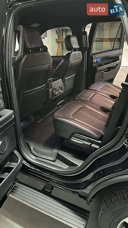 Позашляховик / Кросовер Ford Expedition 2018 в Дніпрі