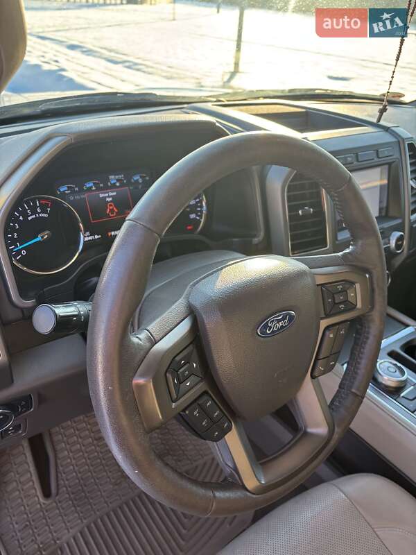 Позашляховик / Кросовер Ford Expedition 2018 в Львові