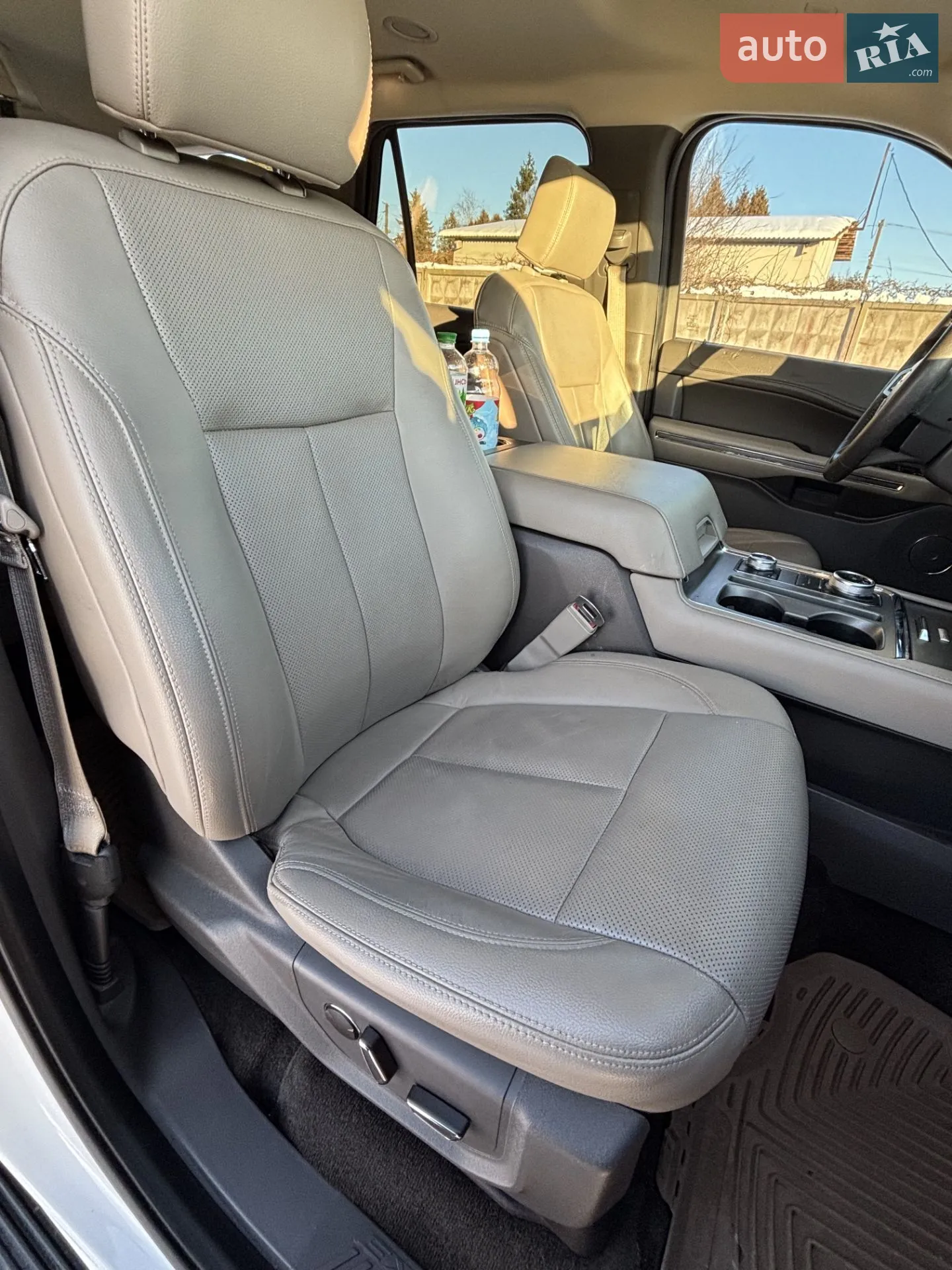 2018 Ford Expedition - мініатюра 26