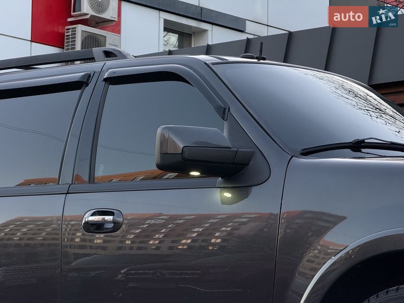 Позашляховик / Кросовер Ford Expedition 2017 в Одесі