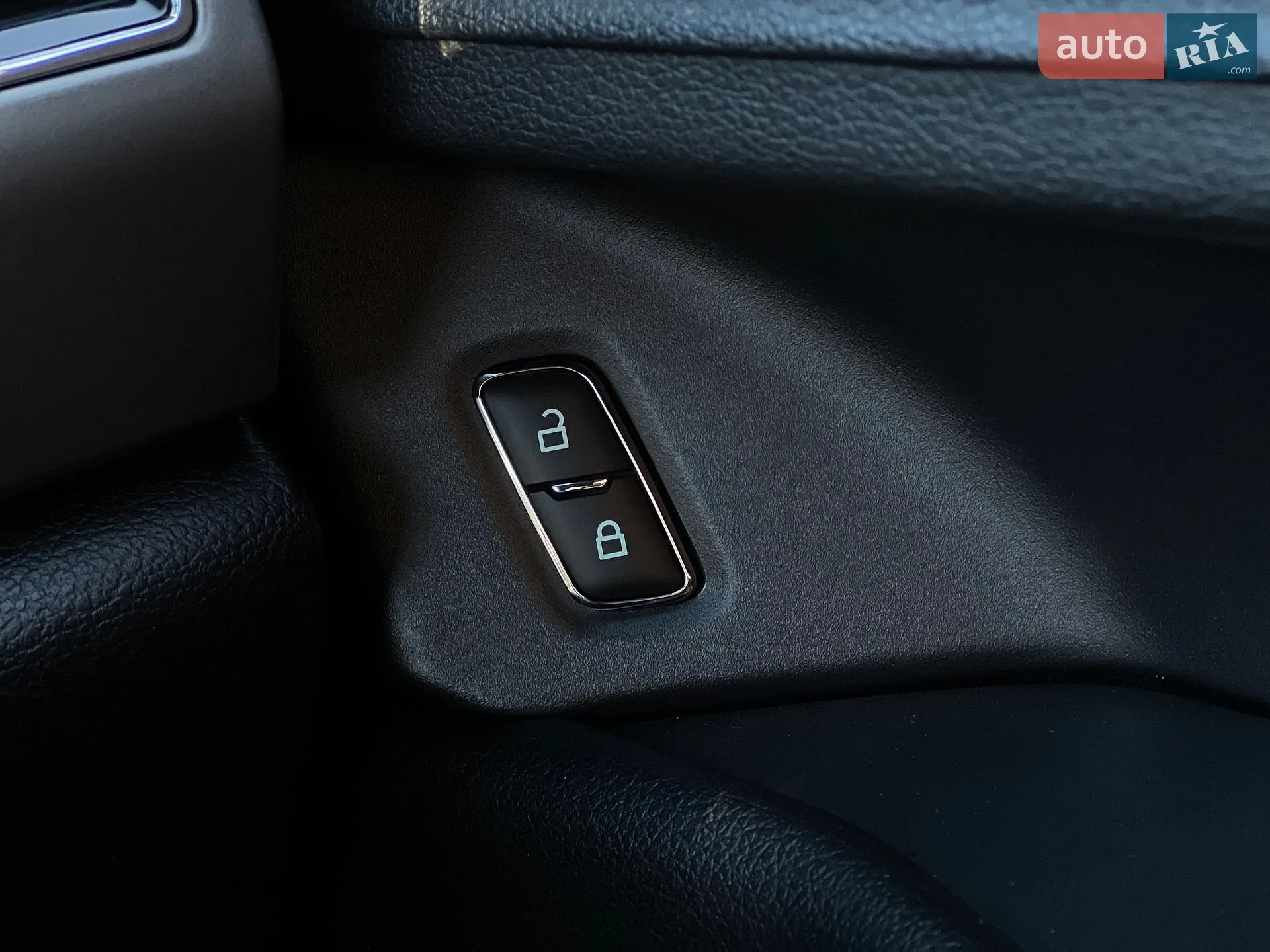 2019 Ford Expedition - мініатюра 28