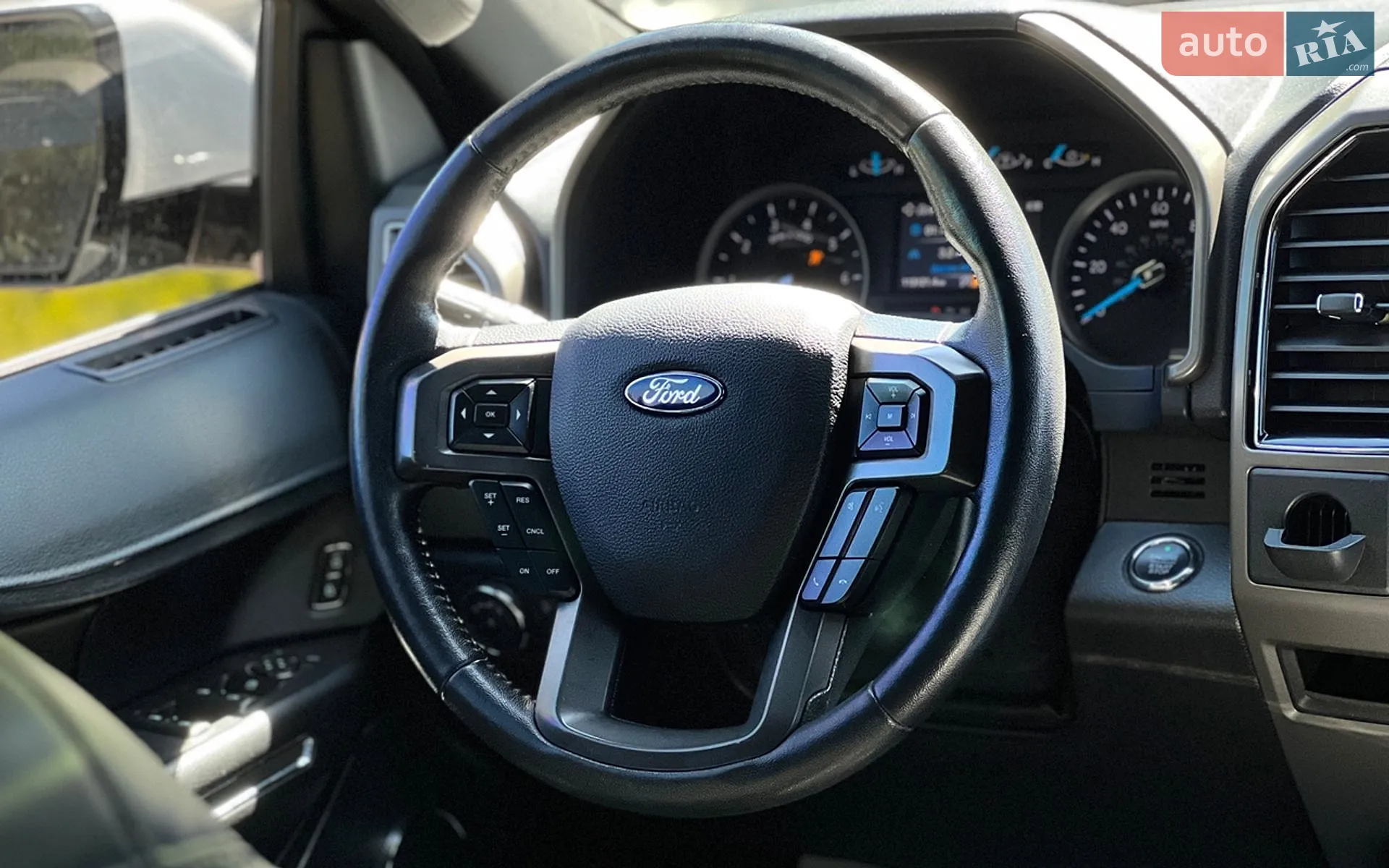 2019 Ford Expedition - мініатюра 25