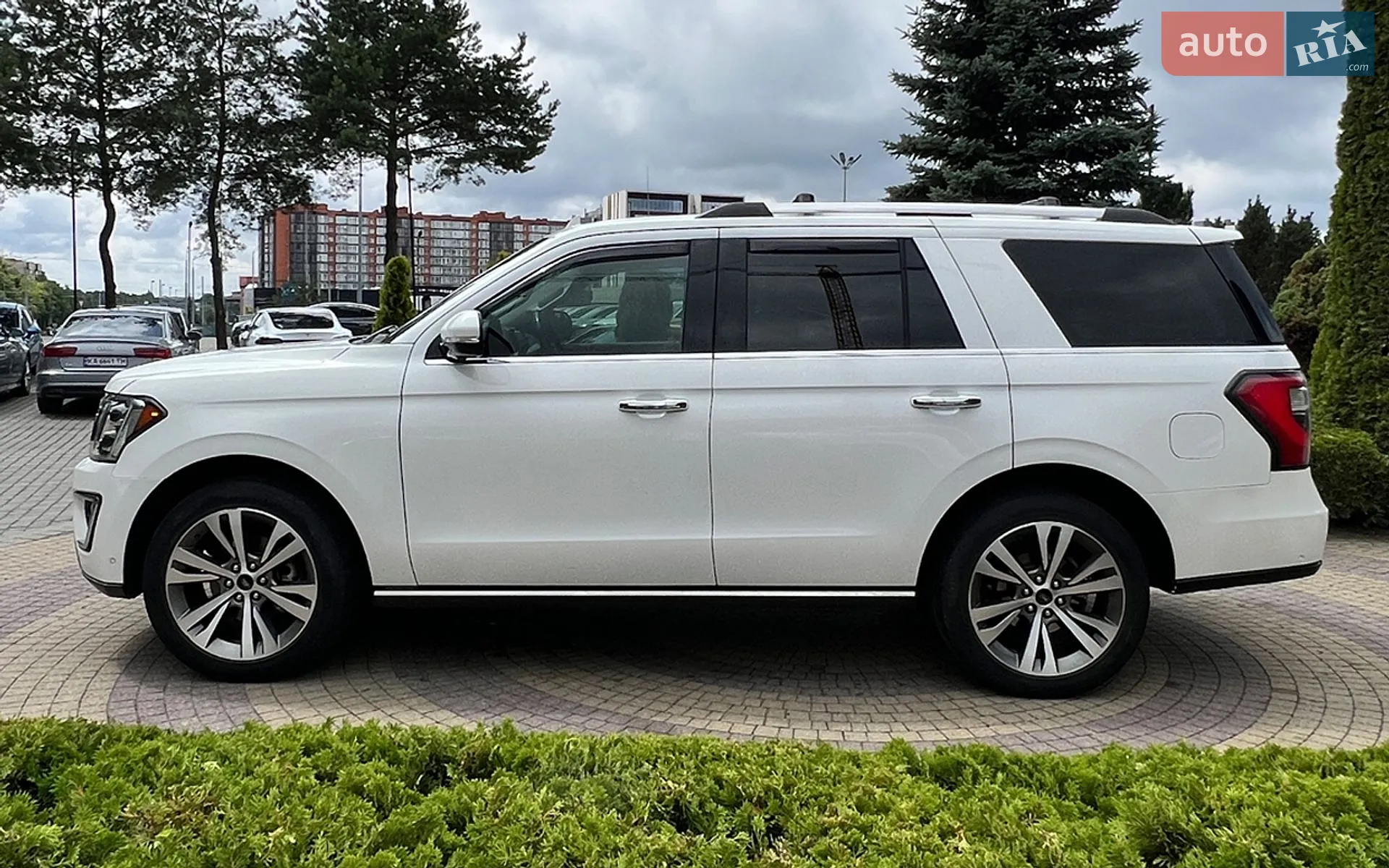 2020 Ford Expedition - мініатюра 5