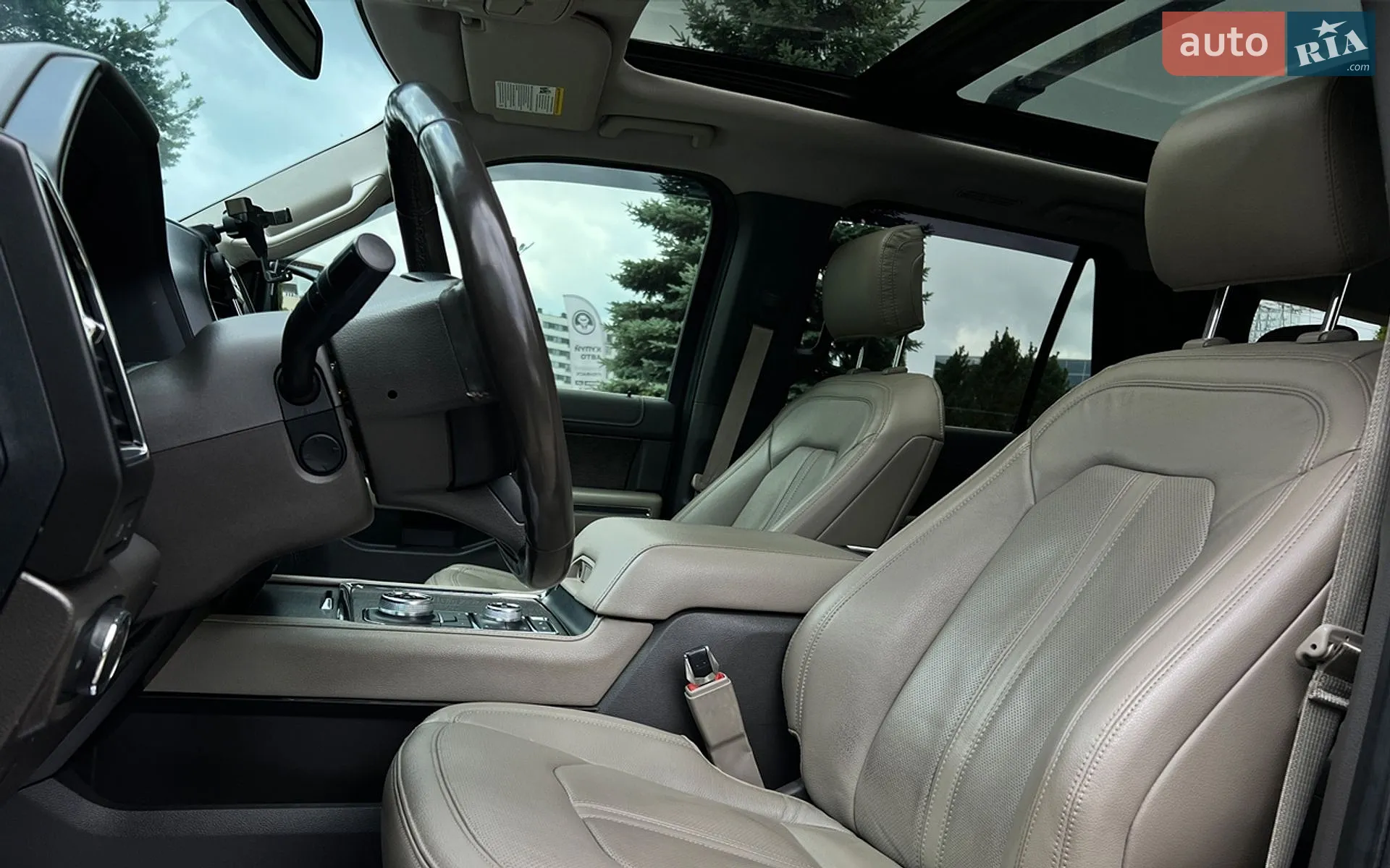 2020 Ford Expedition - мініатюра 14
