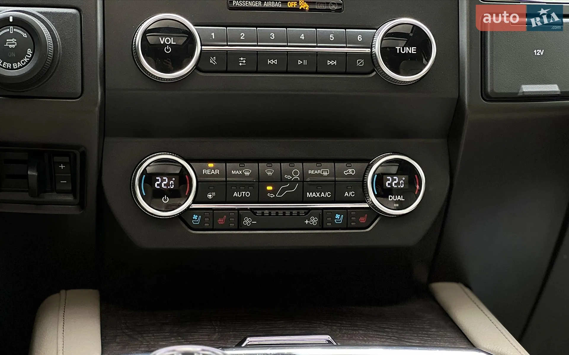 2020 Ford Expedition - мініатюра 22