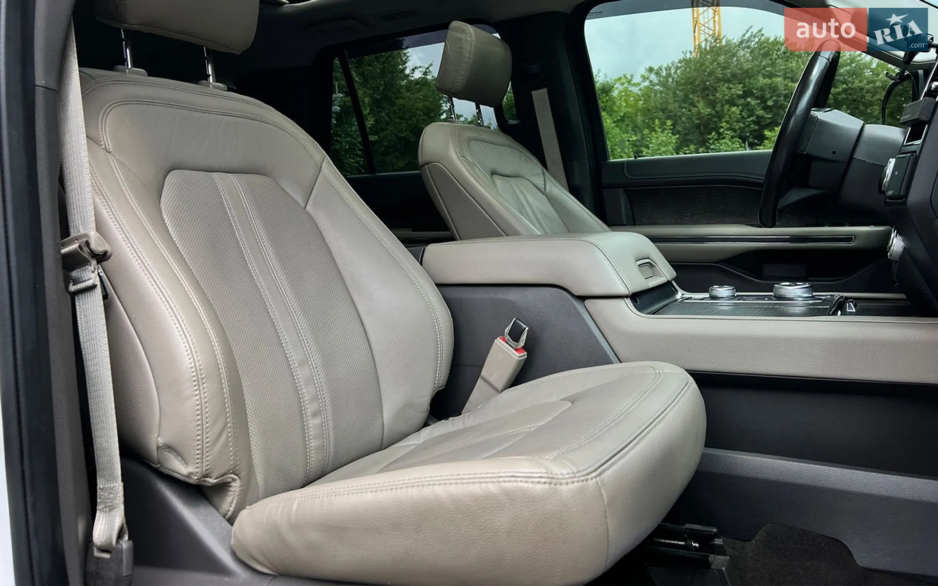 2020 Ford Expedition - мініатюра 25