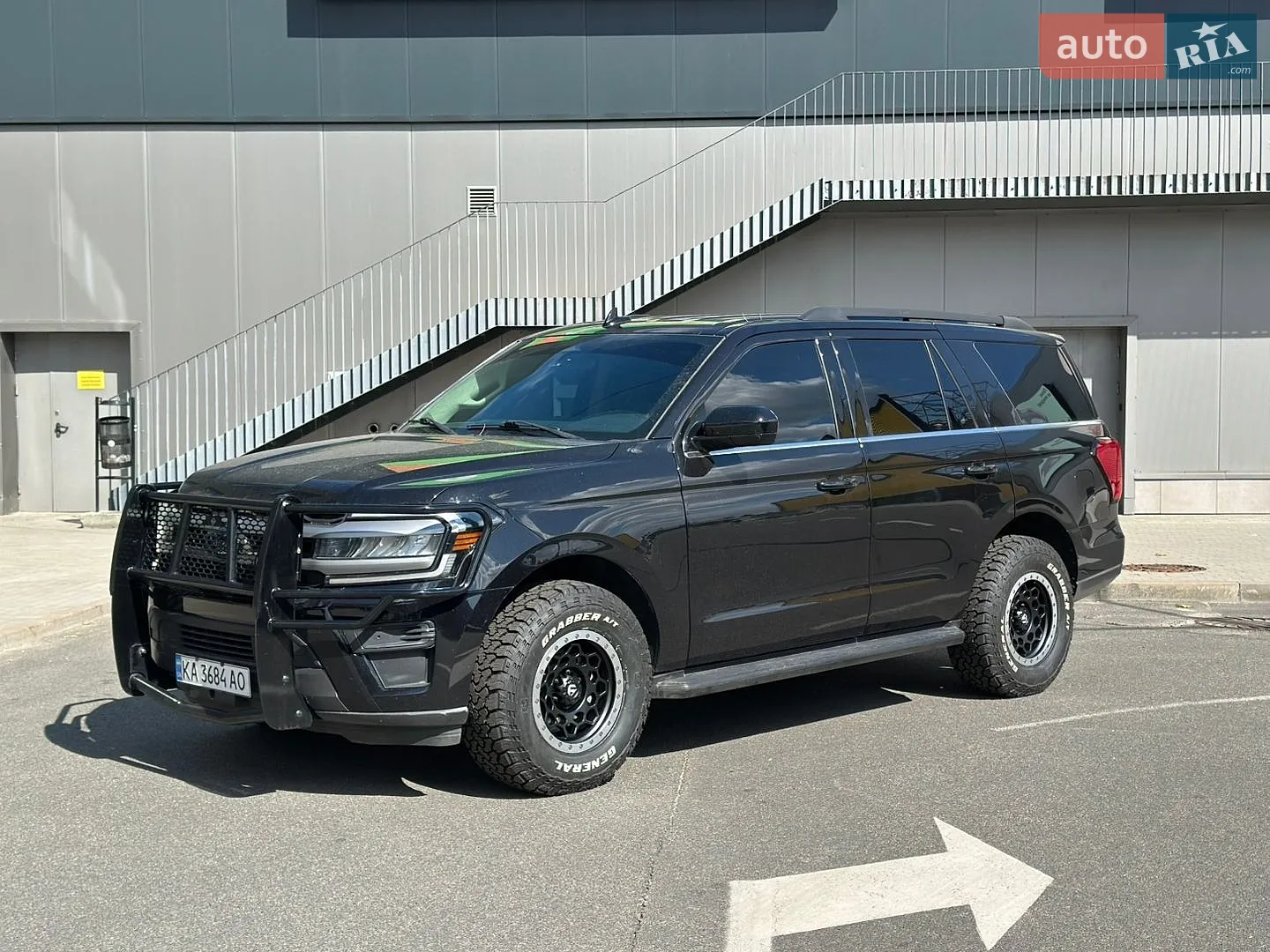 2022 Ford Expedition - мініатюра 14