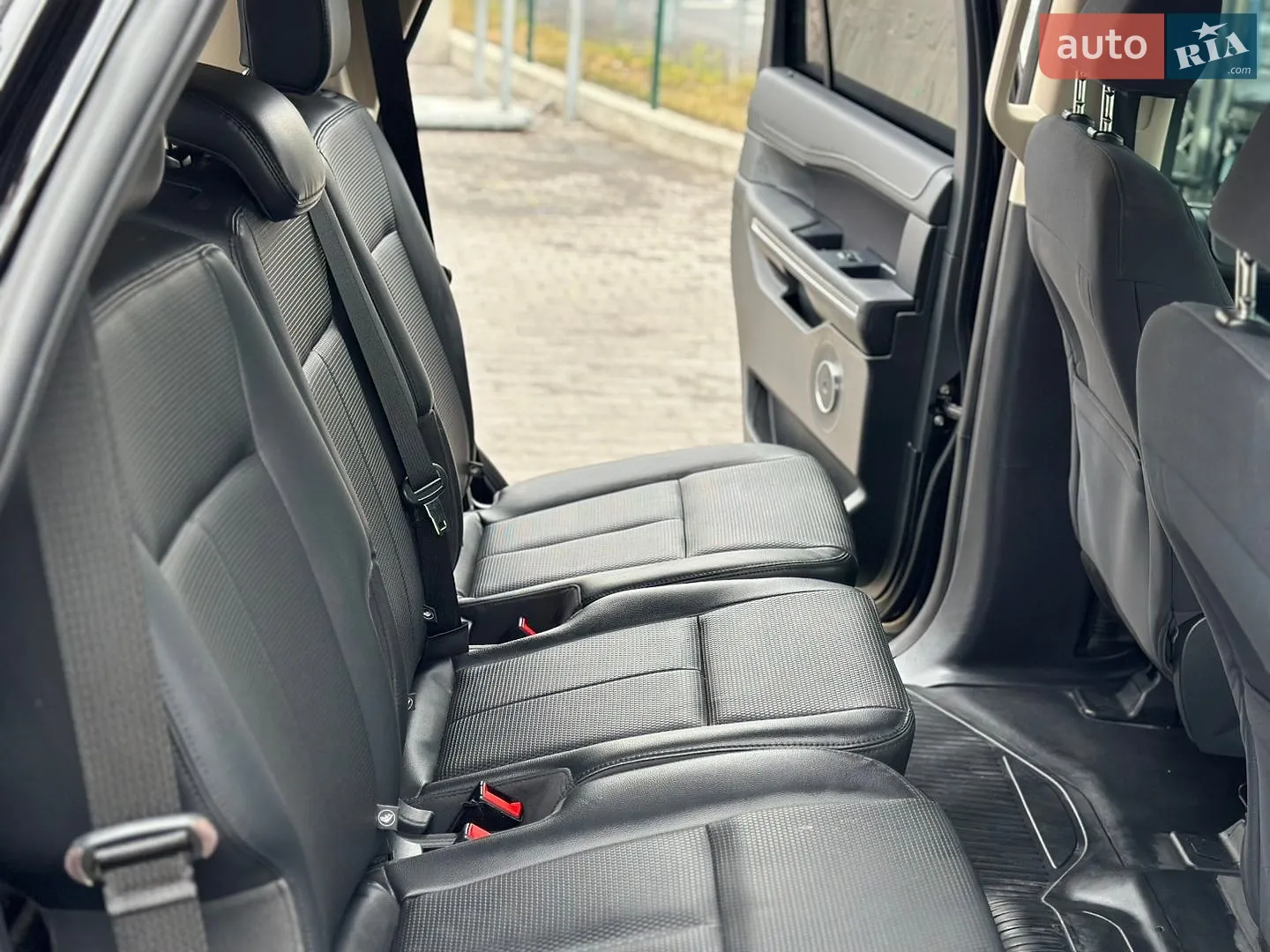 2022 Ford Expedition - мініатюра 35