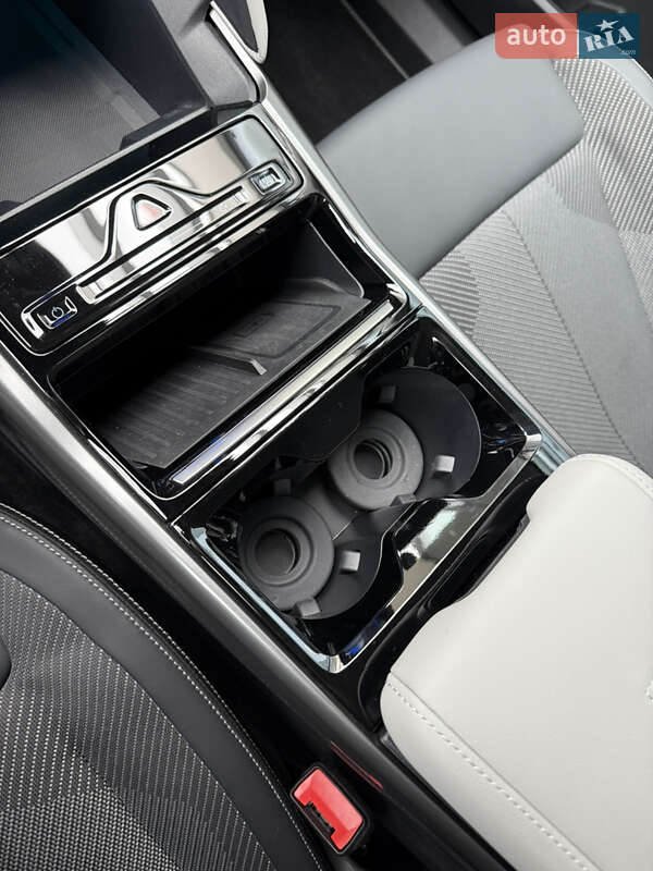 Позашляховик / Кросовер Ford Explorer EV 2025 в Хмельницькому фото 50 Позашляховик / Кросовер Ford Explorer EV 2025 в Хмельницькому