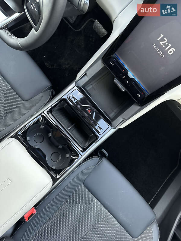 Внедорожник / Кроссовер Ford Explorer EV 2024 в Киеве фото 15 Внедорожник / Кроссовер Ford Explorer EV 2024 в Киеве