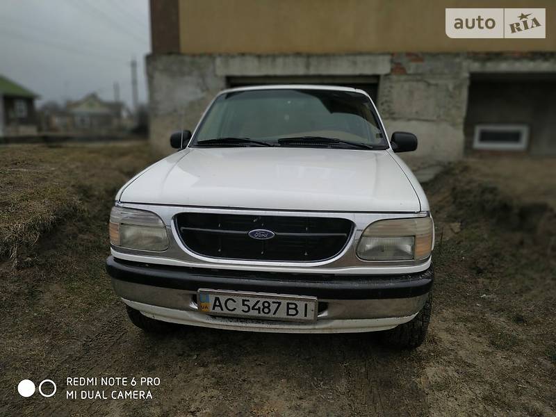 Внедорожник / Кроссовер Ford Explorer 1995 в Луцке