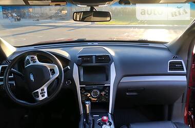 Внедорожник / Кроссовер Ford Explorer 2015 в 