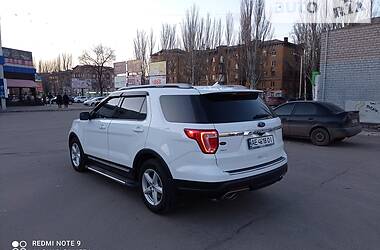 Внедорожник / Кроссовер Ford Explorer 2018 в Кривом Роге