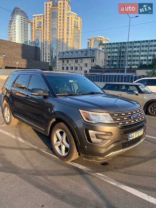 Внедорожник / Кроссовер Ford Explorer 2016 в Киеве