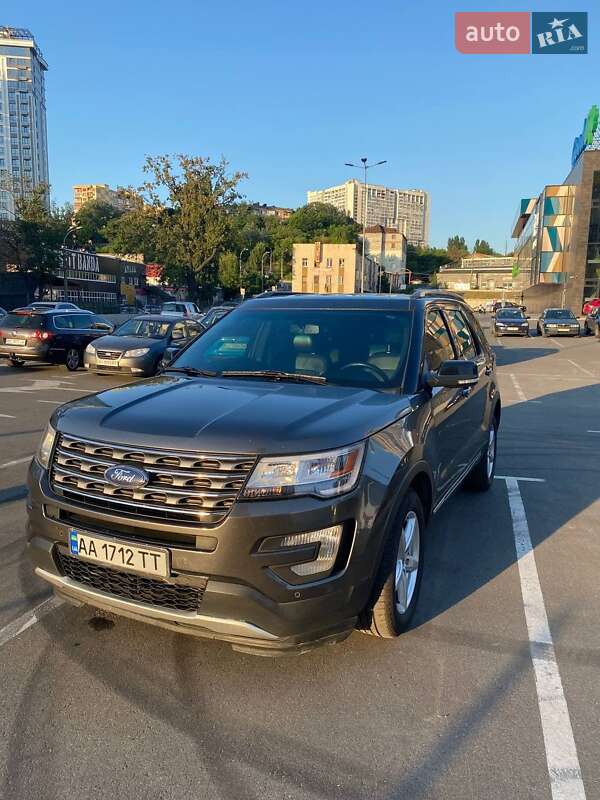 Внедорожник / Кроссовер Ford Explorer 2016 в Киеве