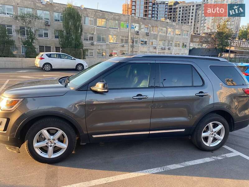Внедорожник / Кроссовер Ford Explorer 2016 в Киеве